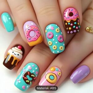 Designer 24Pcs Cute Donut & Cupcake Theme Glossy Finish Press on Nails